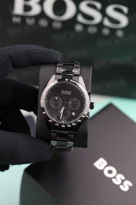 ساعة مميزة من ماركة BOSS